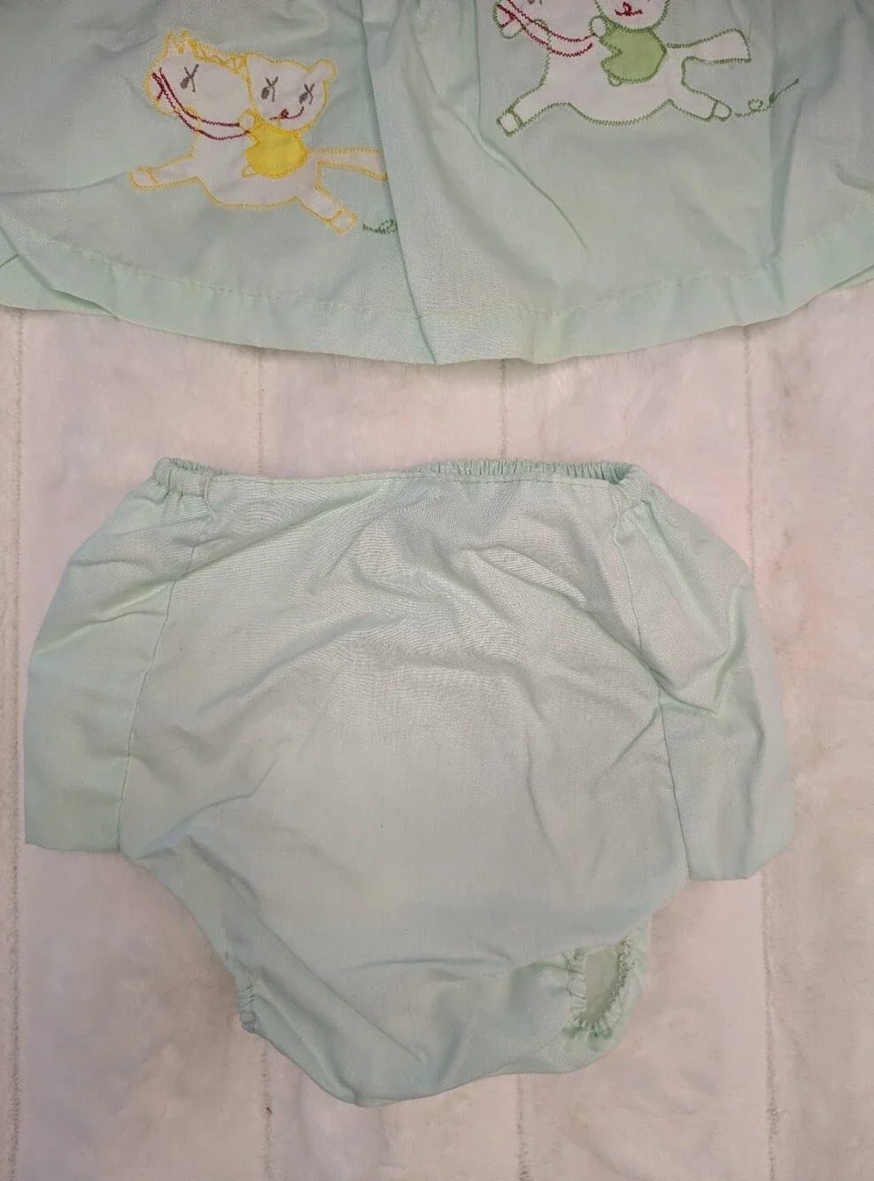 Vtg 1980s Infant 2 Piece Embroidered Set 0-6 Month